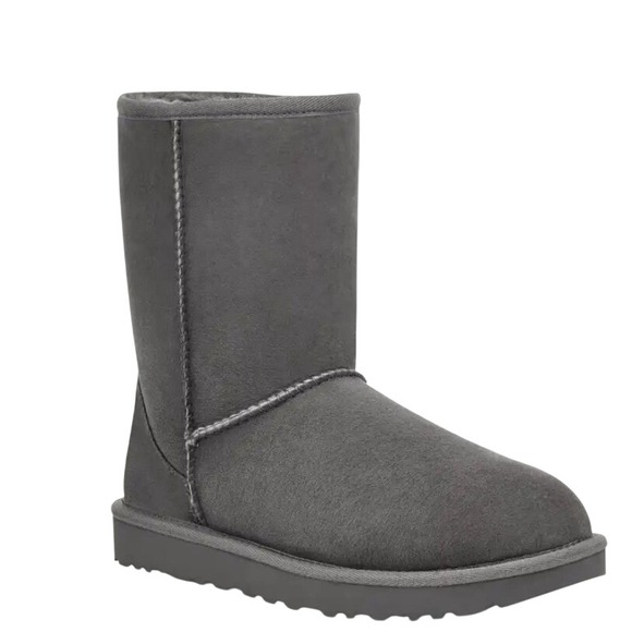 UGG Shoes - UGG Classic Short II Boots Womens 8 Grey Good Suede Shearling 1016223